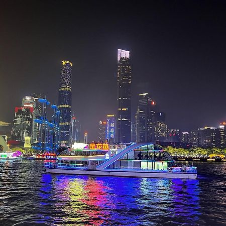 Doubletree By Hilton Guangzhou-Free Shuttle Bus To Canton Fair Complex & Overseas Buyer Registration Services During Canton Fair Period Exterior foto