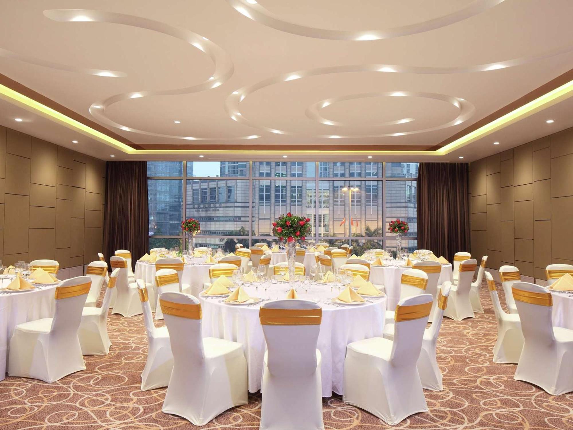 Doubletree By Hilton Guangzhou-Free Shuttle Bus To Canton Fair Complex & Overseas Buyer Registration Services During Canton Fair Period Exterior foto