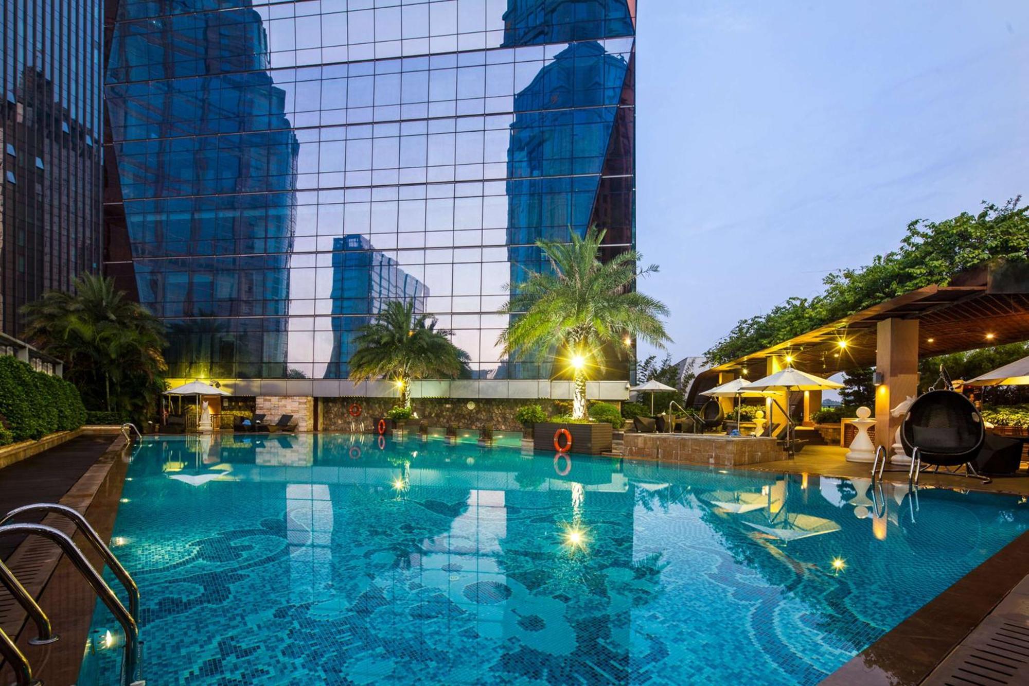 Doubletree By Hilton Guangzhou-Free Shuttle Bus To Canton Fair Complex & Overseas Buyer Registration Services During Canton Fair Period Exterior foto
