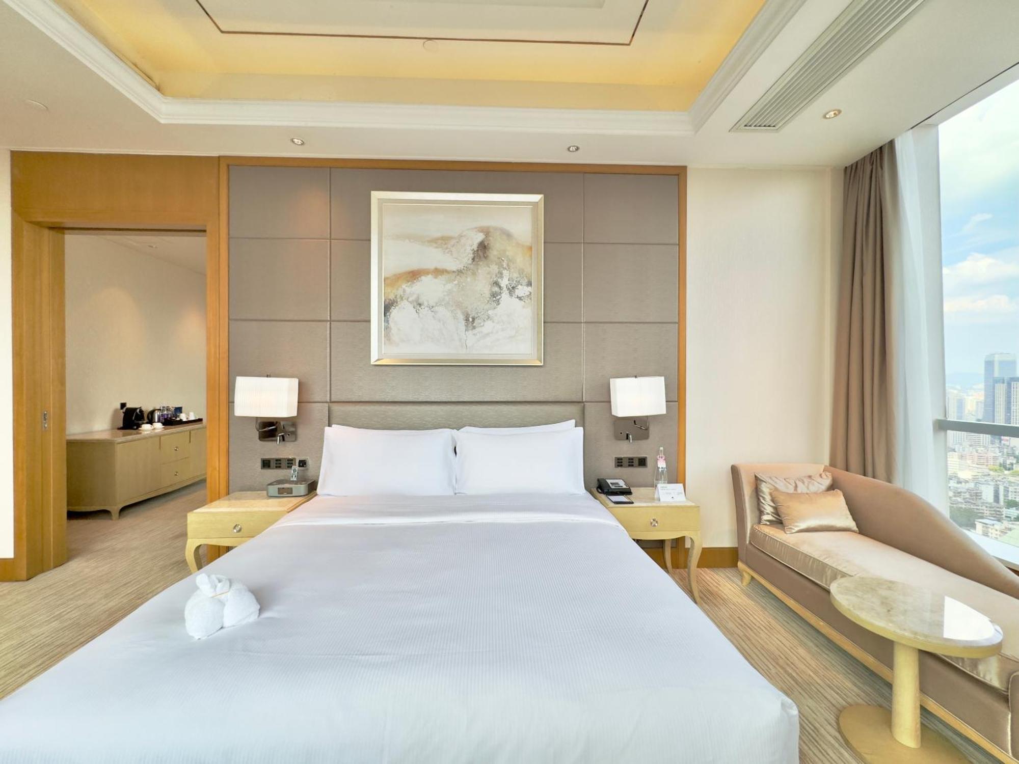 Doubletree By Hilton Guangzhou-Free Shuttle Bus To Canton Fair Complex & Overseas Buyer Registration Services During Canton Fair Period Exterior foto