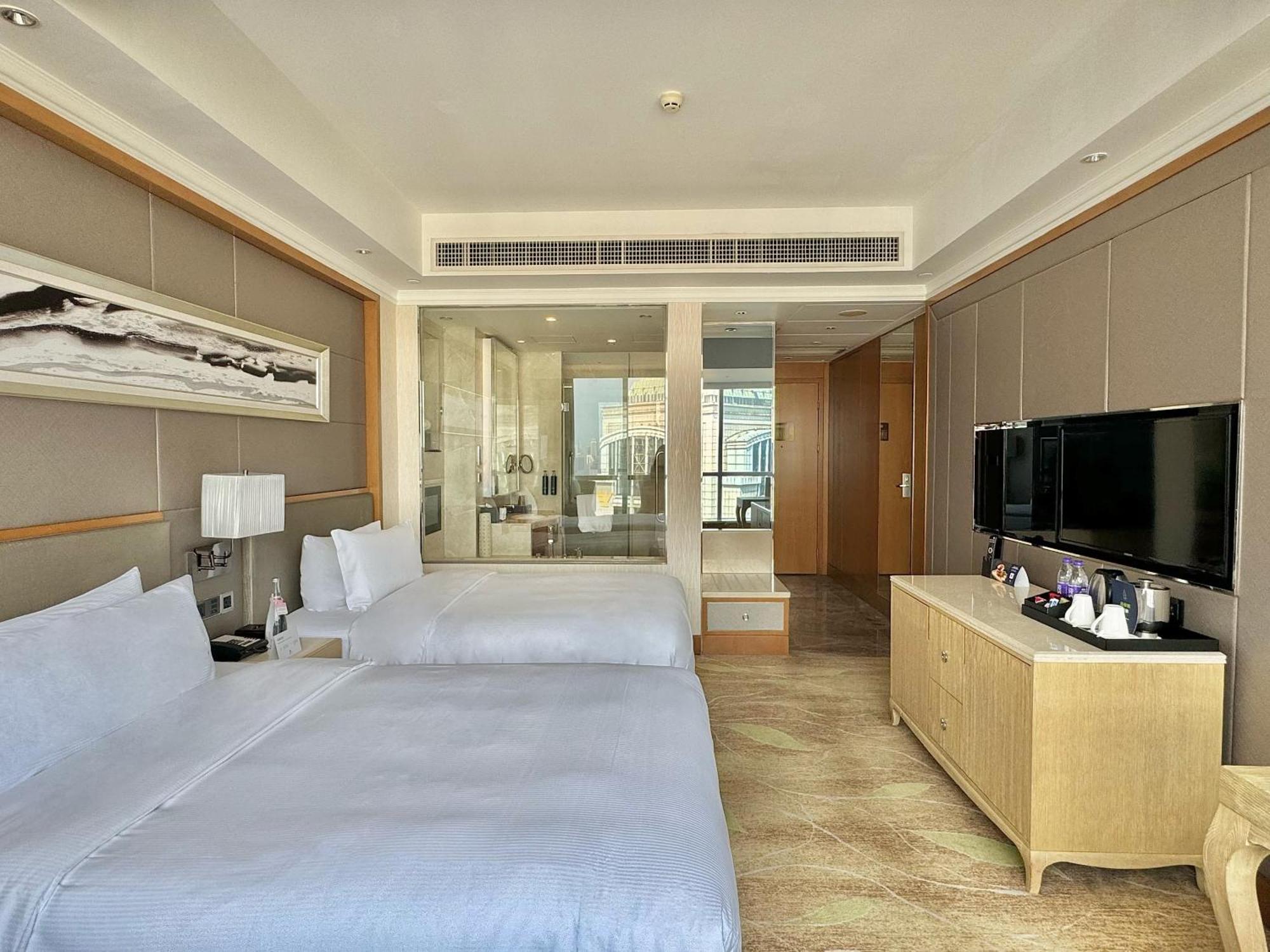 Doubletree By Hilton Guangzhou-Free Shuttle Bus To Canton Fair Complex & Overseas Buyer Registration Services During Canton Fair Period Exterior foto